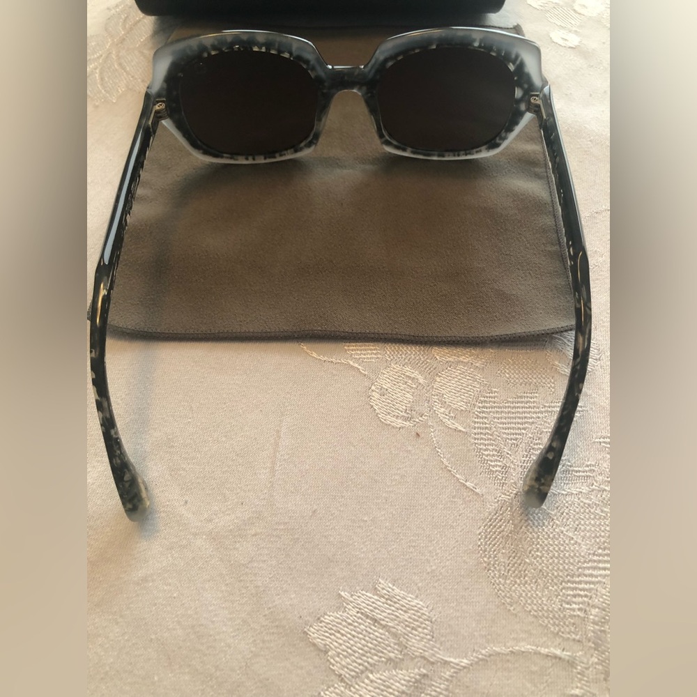 Blake Kuwahara Sunglasses - Picture 3 of 7